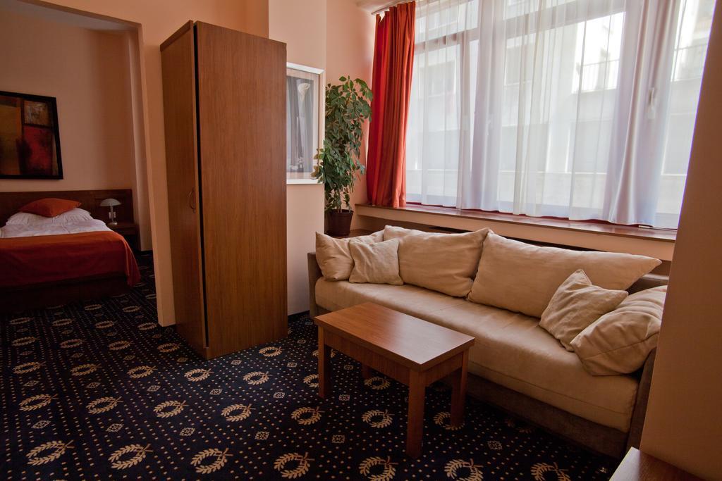 Penzion Gremium Hotel Bratislava Exterior photo